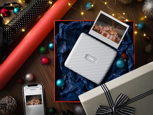 The Ultimate Secret Santa Camera Gift Guide for 2023 – Elevate Your Gifting Game!